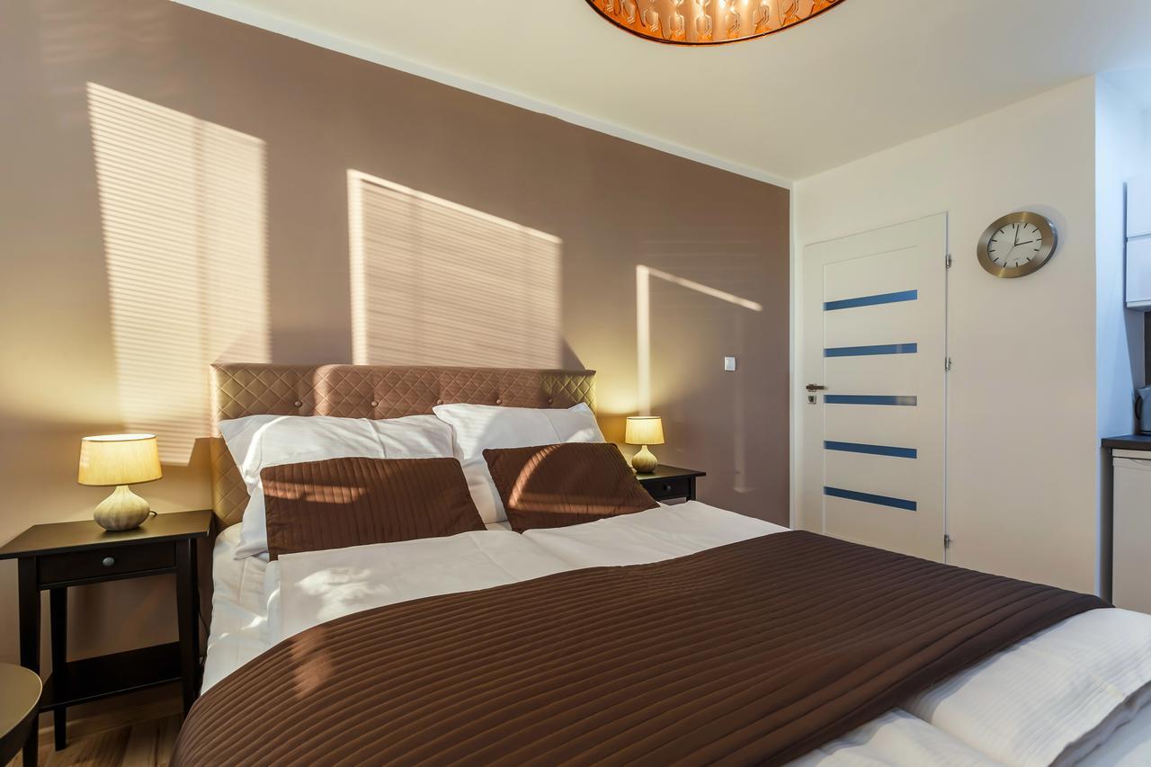 اوسترافا Golden Apartments المظهر الخارجي الصورة